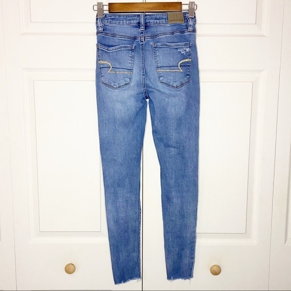 American Eagle Super Hi-Rise Distressed Jegging Skinny Raw Hem Jeans - Picture 8 of 13